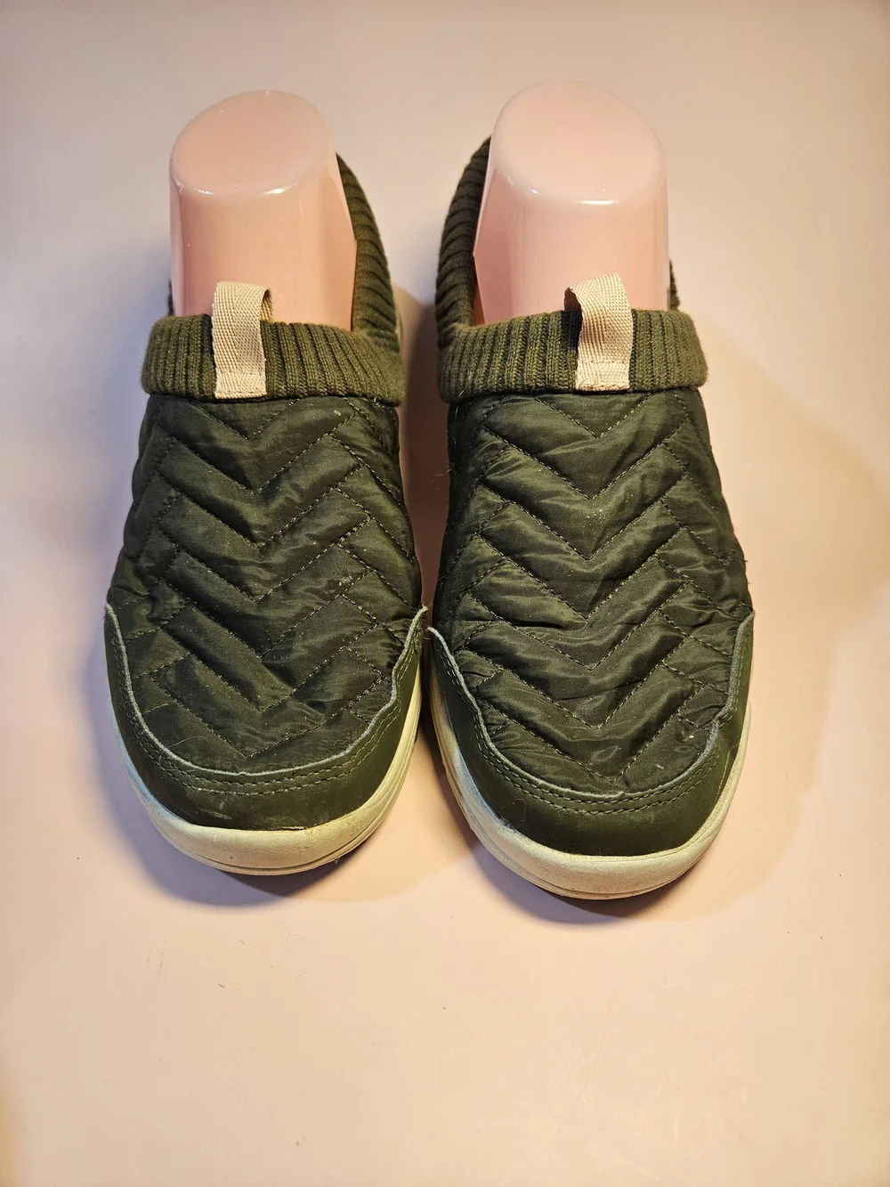 Ryka Quilted Olive Green Slip-On Sneakers with Beige Pull Tab. Bin10 Size 8